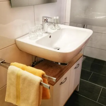 Отель Gaestehaus *